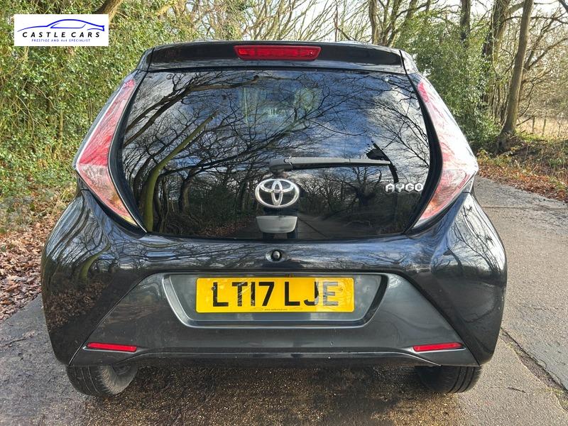 Toyota AYGO 1.0 VVT-i x-style Hatchback 5dr Petrol Manual Euro 6 (68 ps)