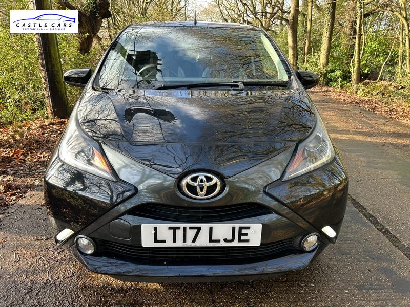 Toyota AYGO 1.0 VVT-i x-style Hatchback 5dr Petrol Manual Euro 6 (68 ps)